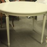 753 9023 DINING TABLE